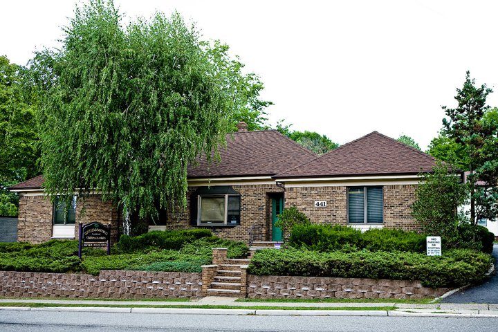 Peluso orthodontics Office view